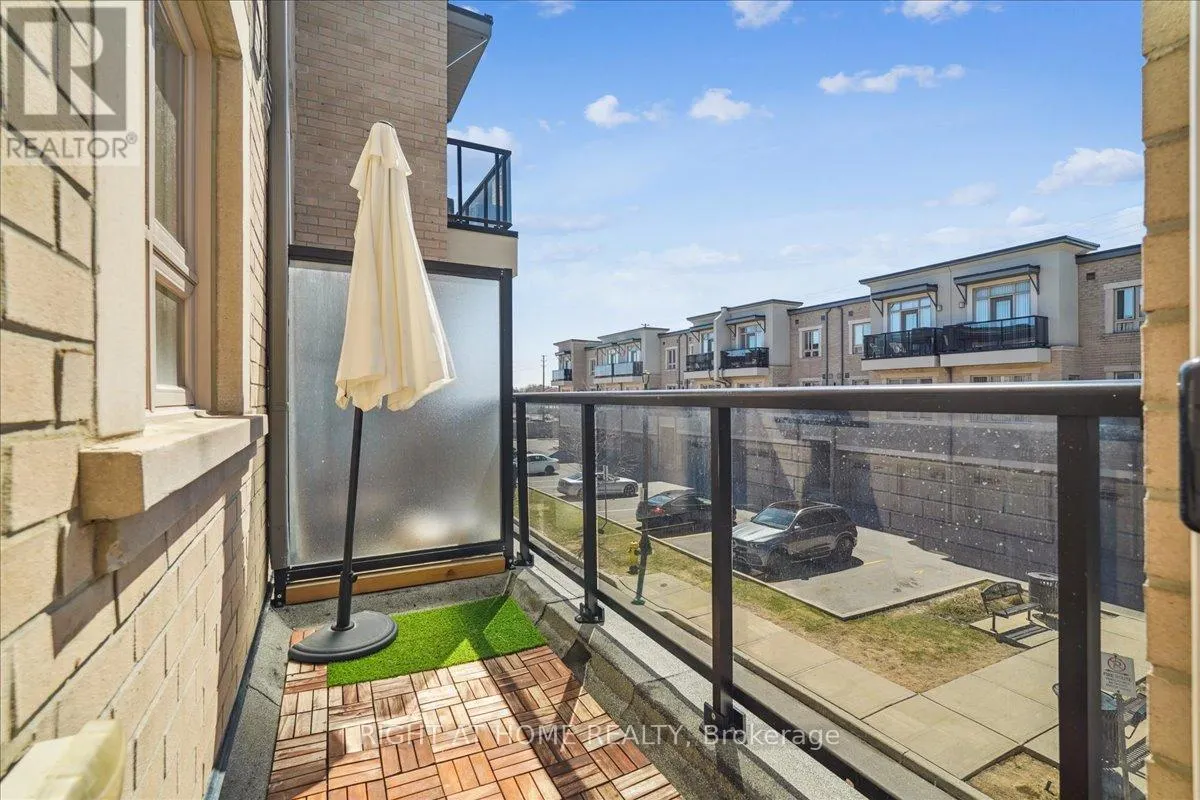 14 - 105 KAYLA CRESCENT
