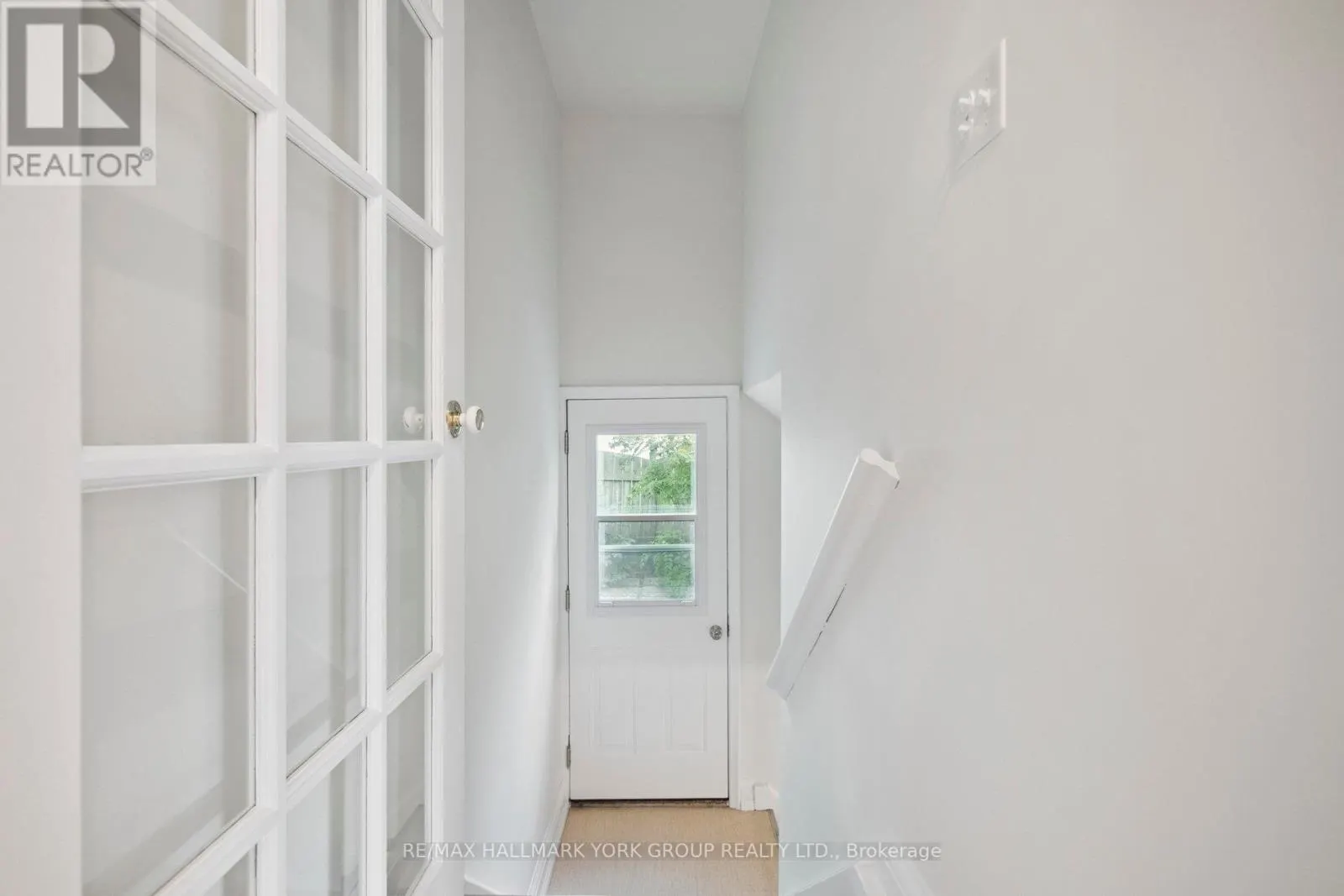 172 ALTAMIRA ROAD