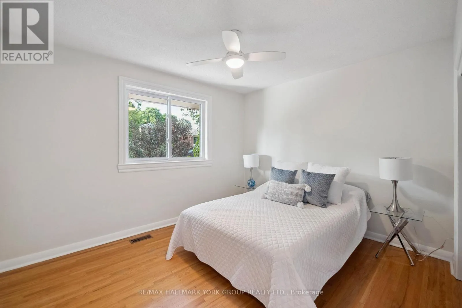 172 ALTAMIRA ROAD