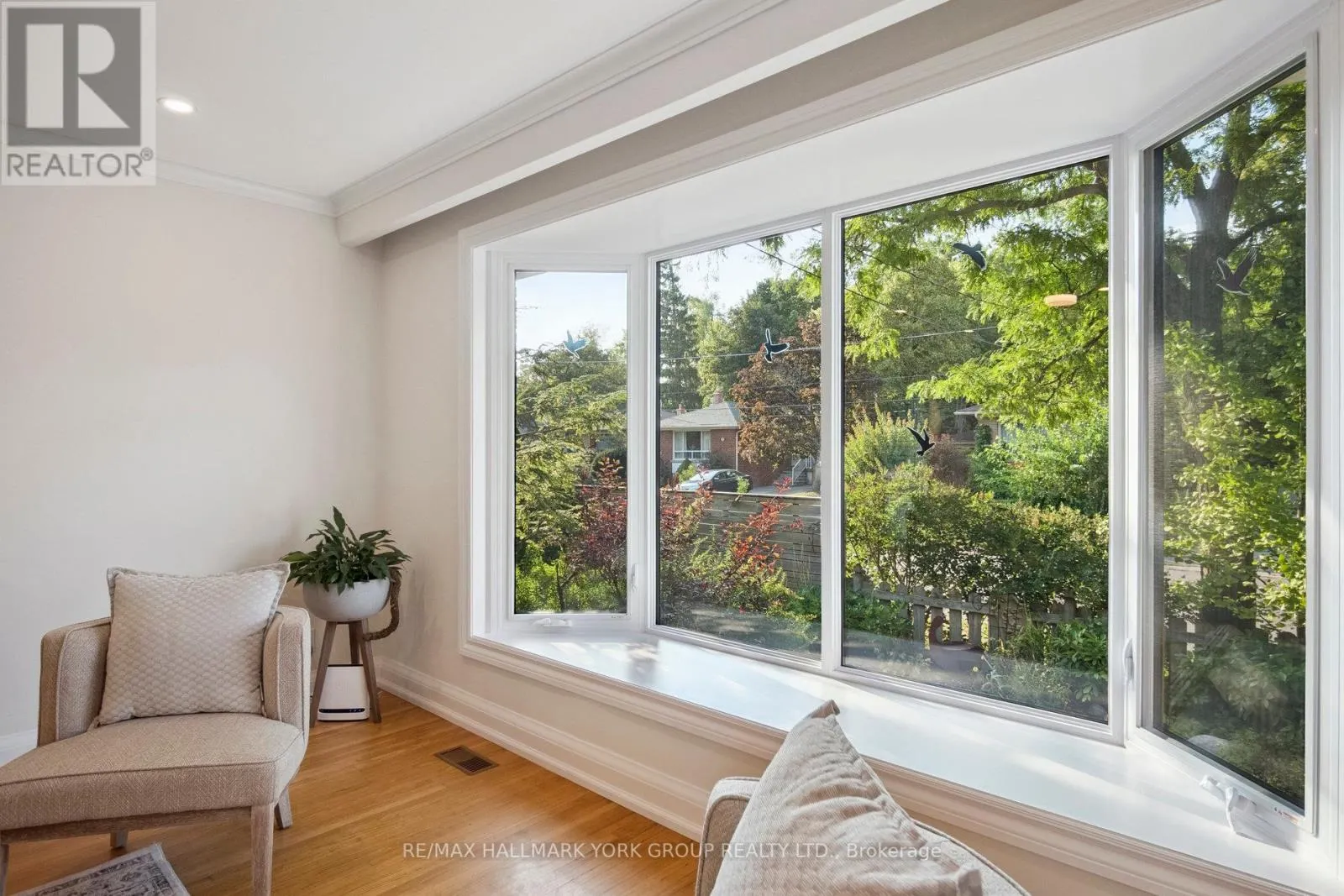 172 ALTAMIRA ROAD