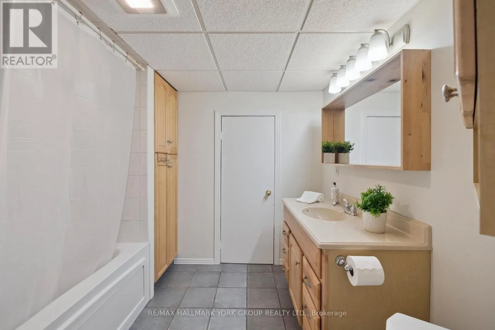 172 ALTAMIRA ROAD