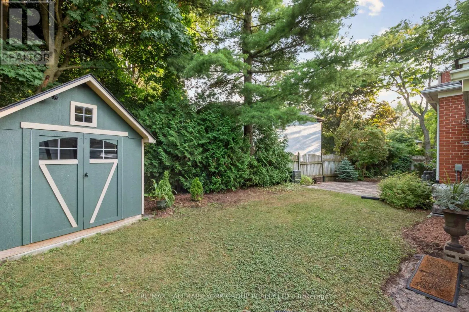 172 ALTAMIRA ROAD