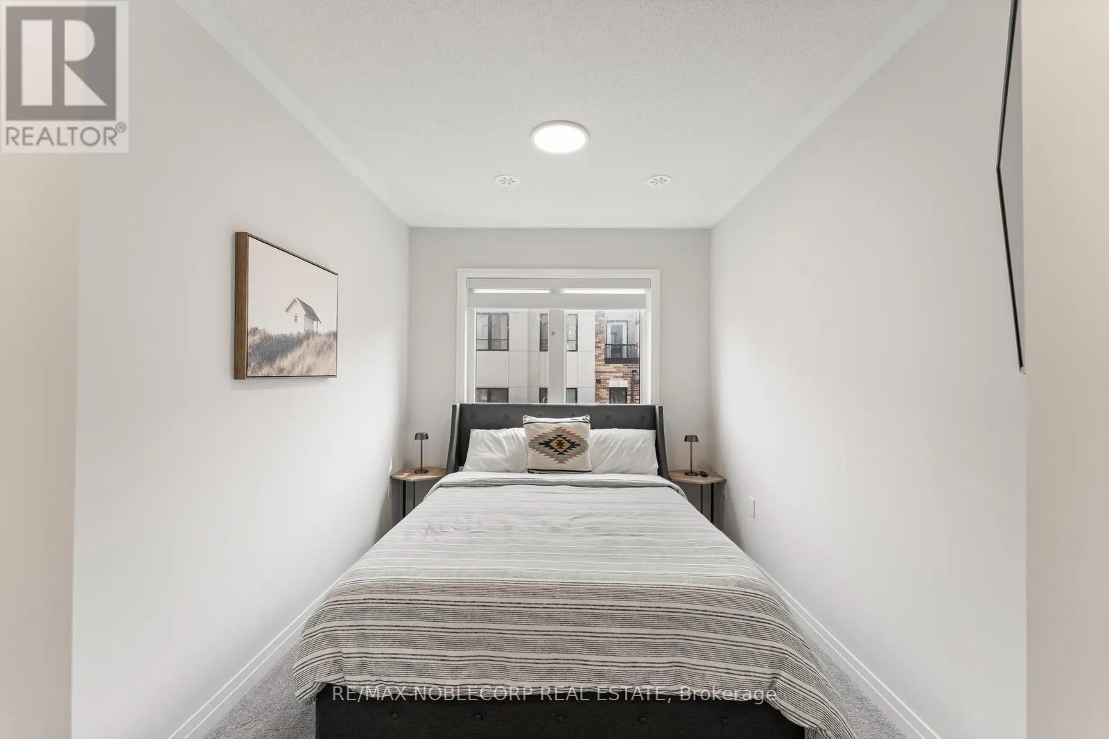 5 - 40 BAYNES WAY