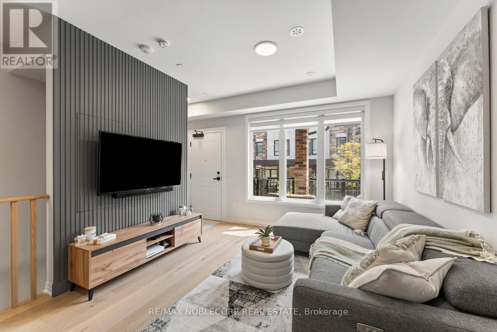 5 - 40 BAYNES WAY