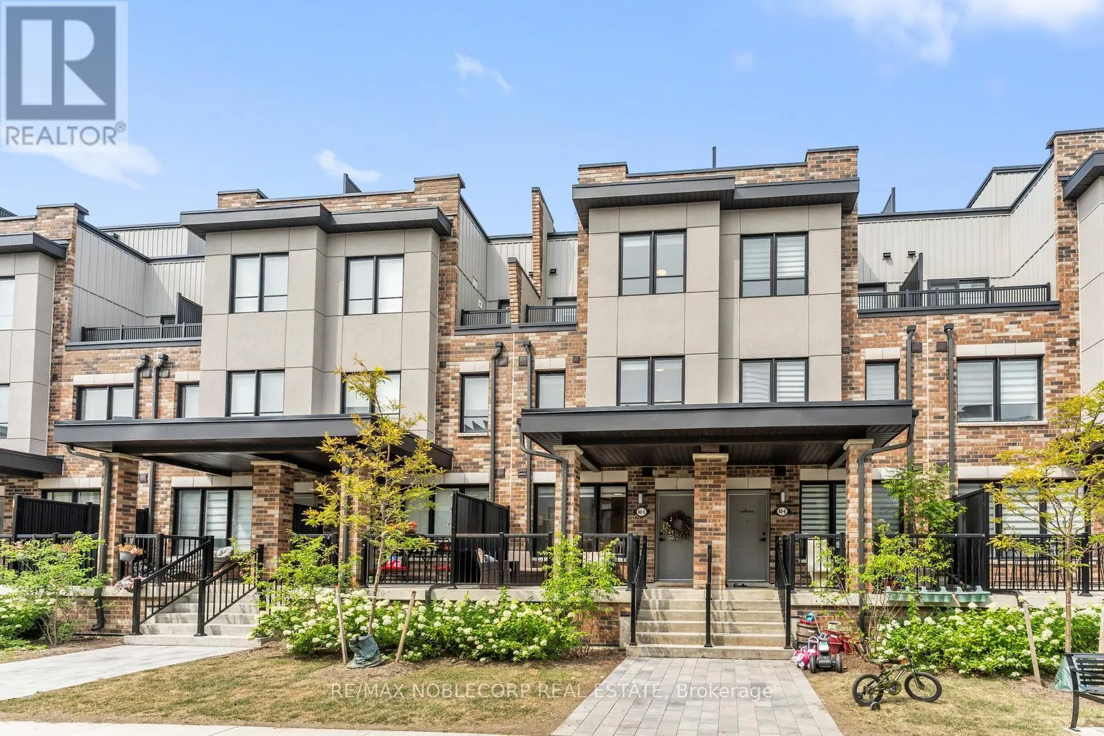 5 - 40 BAYNES WAY