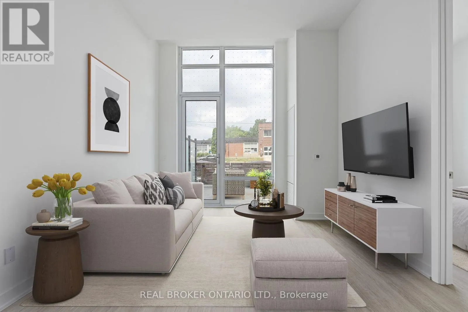 104 - 8188 YONGE STREET