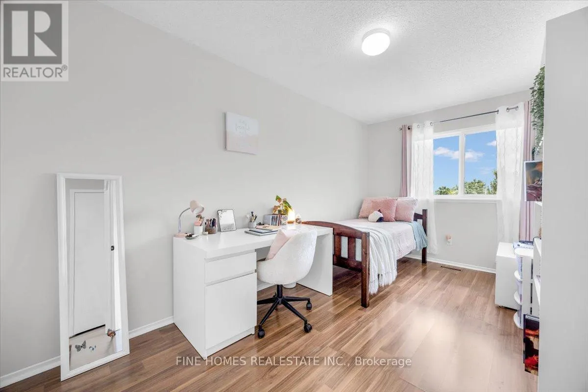 599 GIBNEY CRESCENT