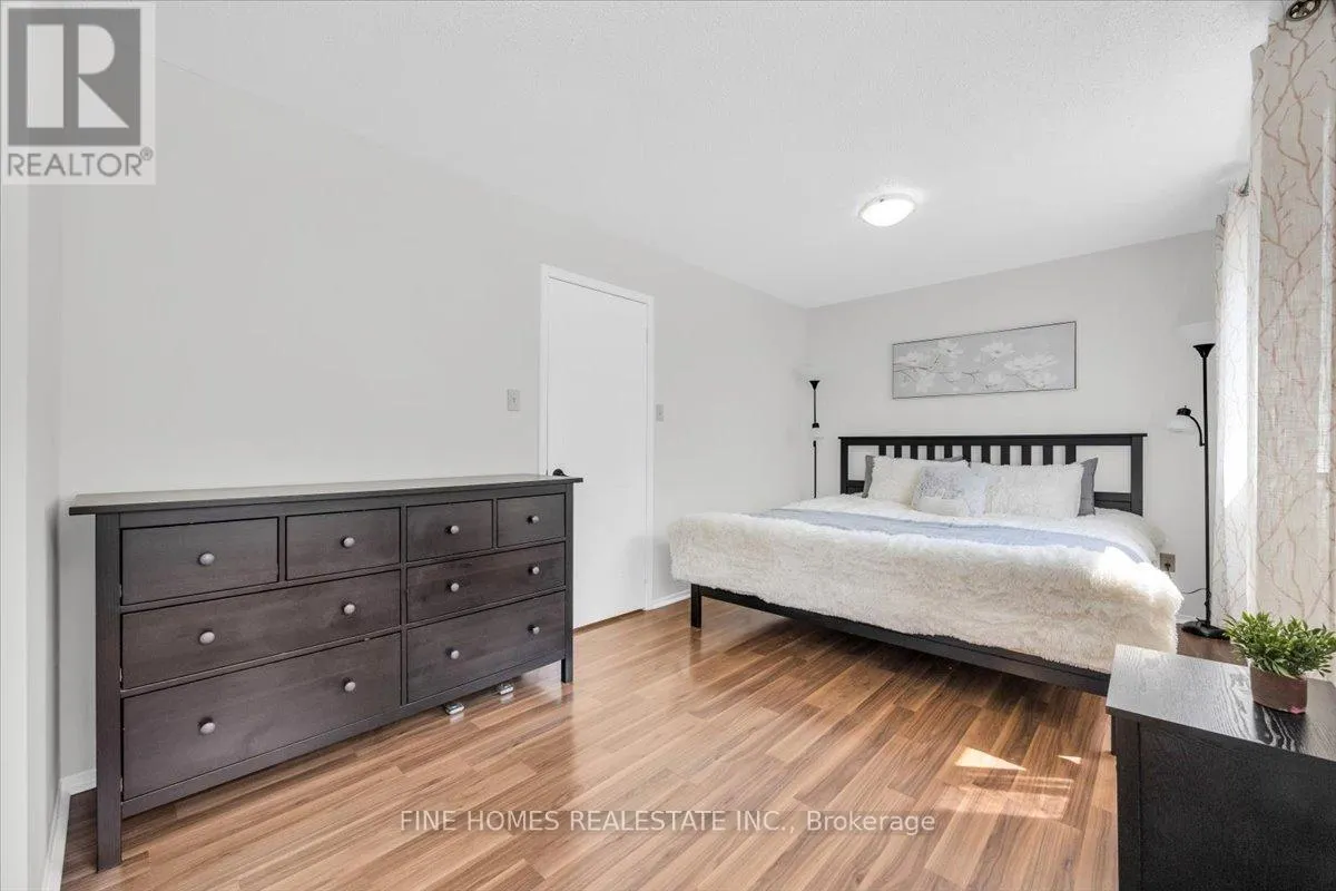 599 GIBNEY CRESCENT