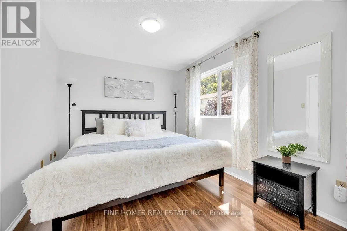 599 GIBNEY CRESCENT