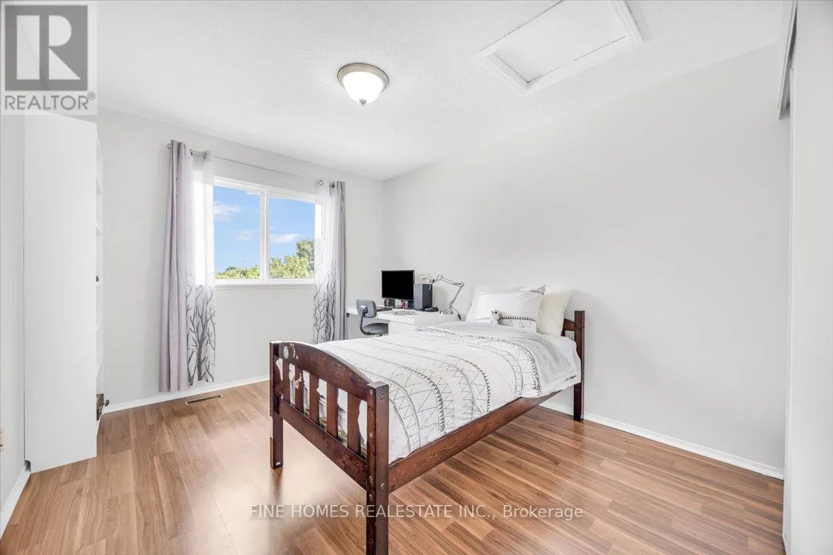 599 GIBNEY CRESCENT