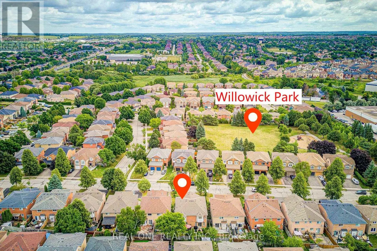 582 WILLOWICK DRIVE