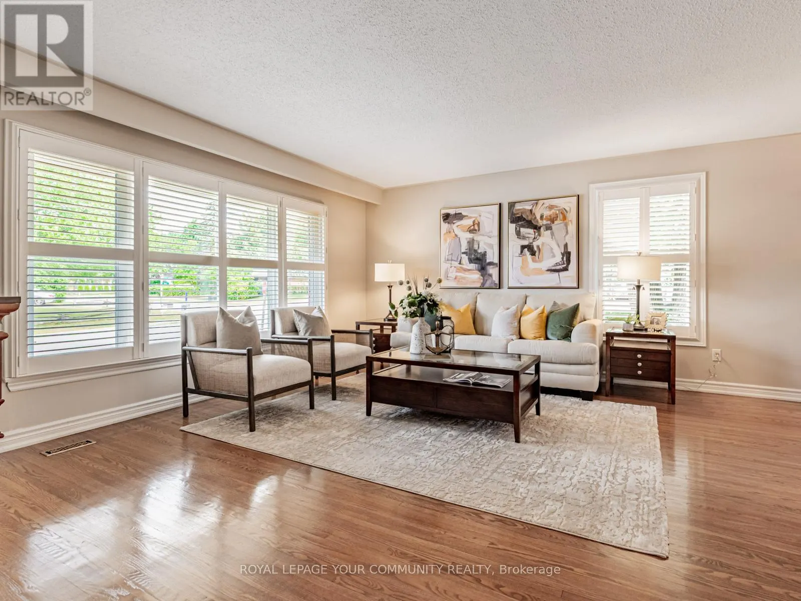 1 THORNY BRAE DRIVE
