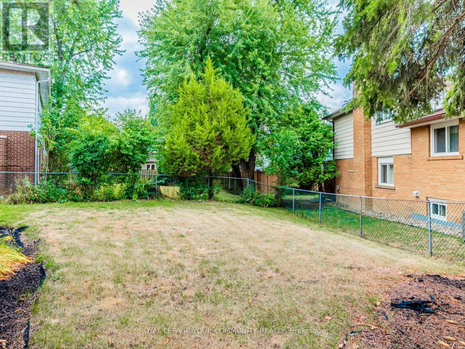 1 THORNY BRAE DRIVE