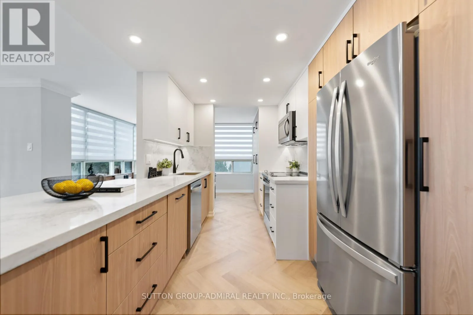 304 - 7 TOWNSGATE DRIVE