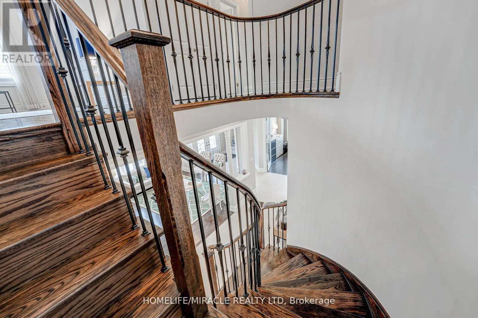 2 STANTON AVENUE