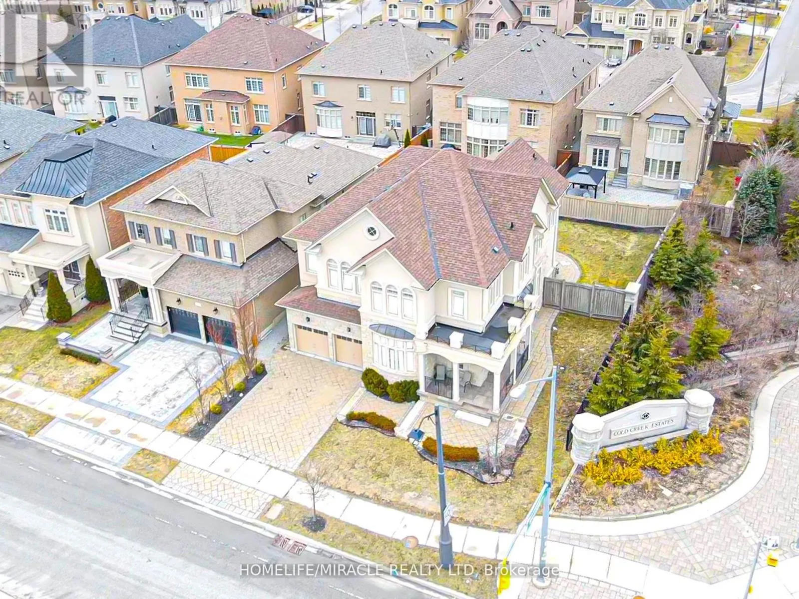 2 STANTON AVENUE