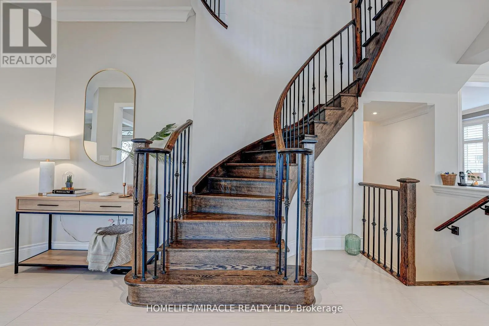 2 STANTON AVENUE