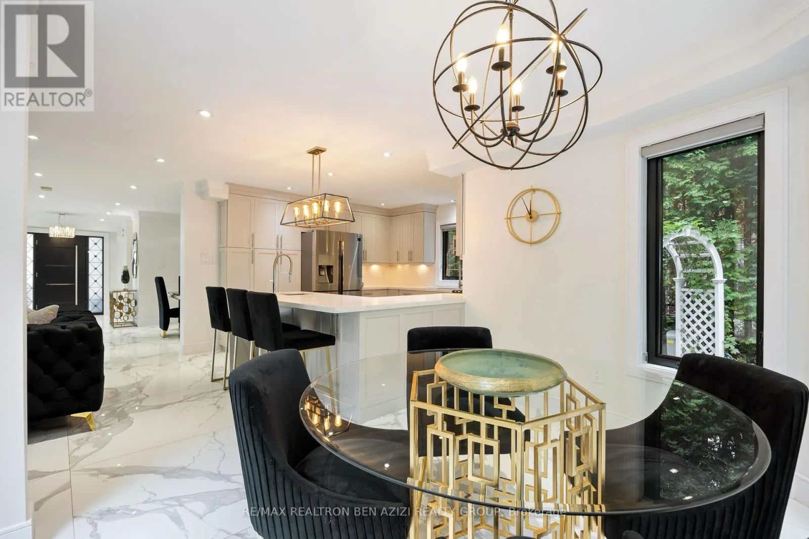 78 CHARING CRESCENT