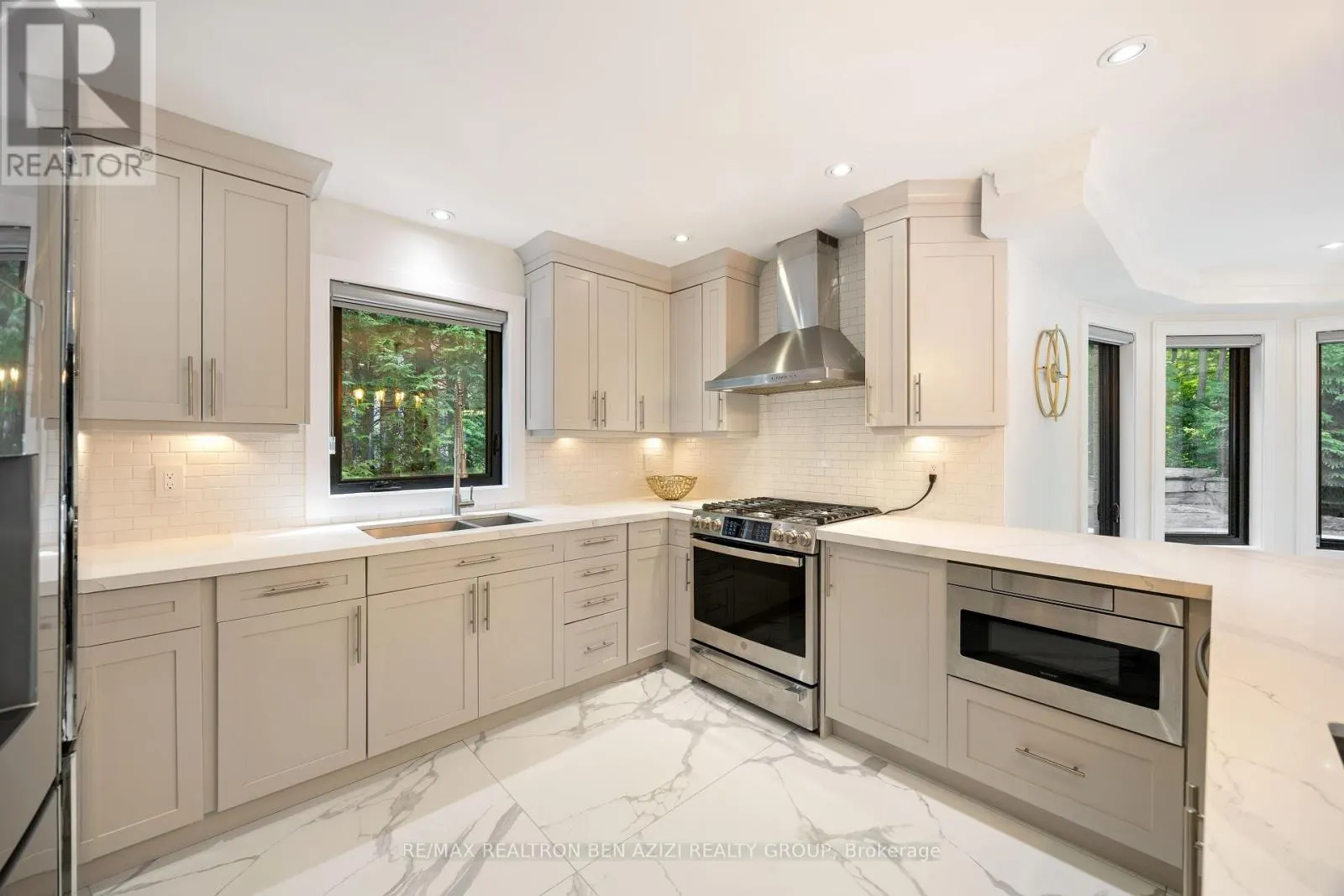 78 CHARING CRESCENT
