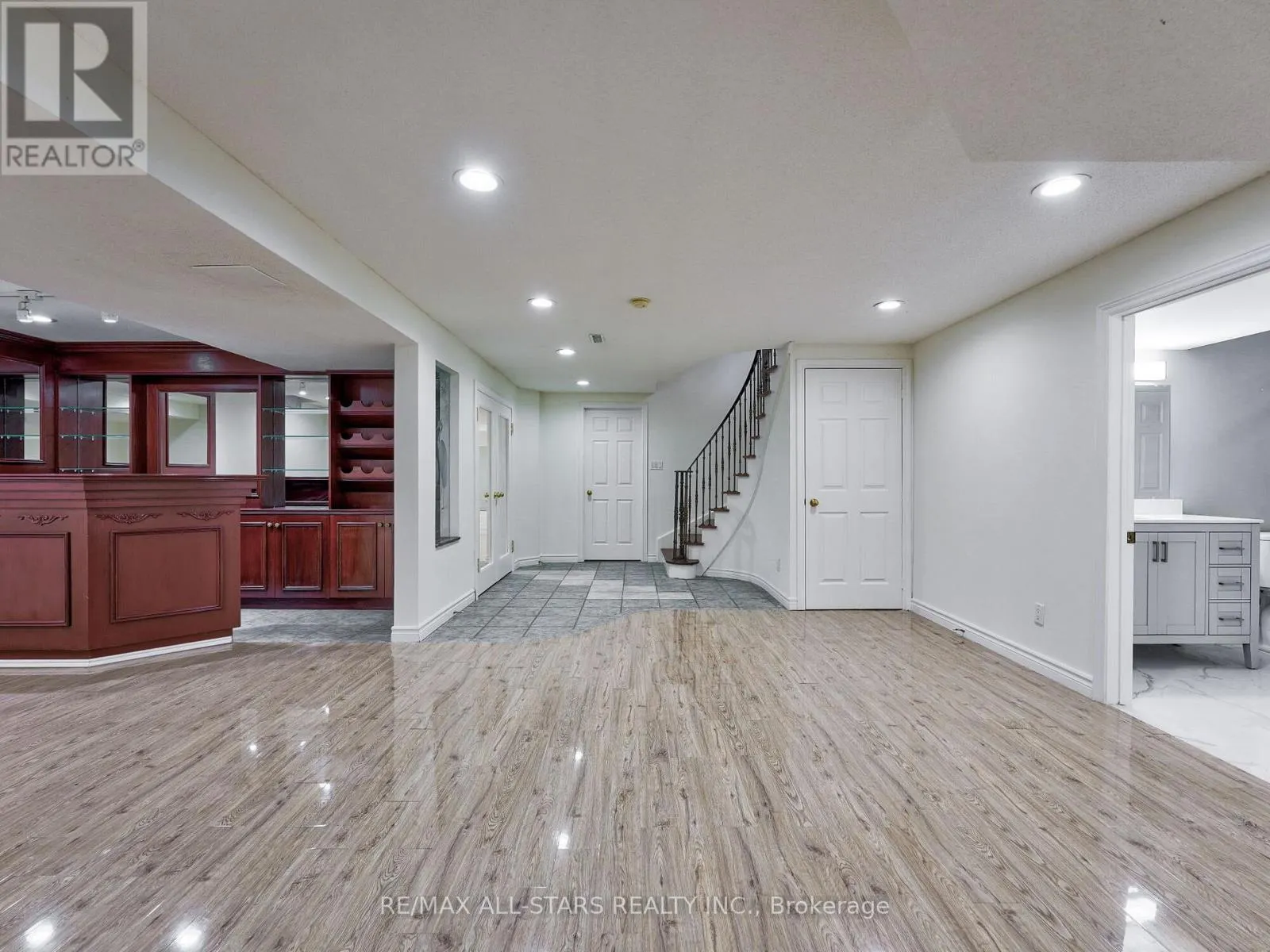 2227 RODICK ROAD