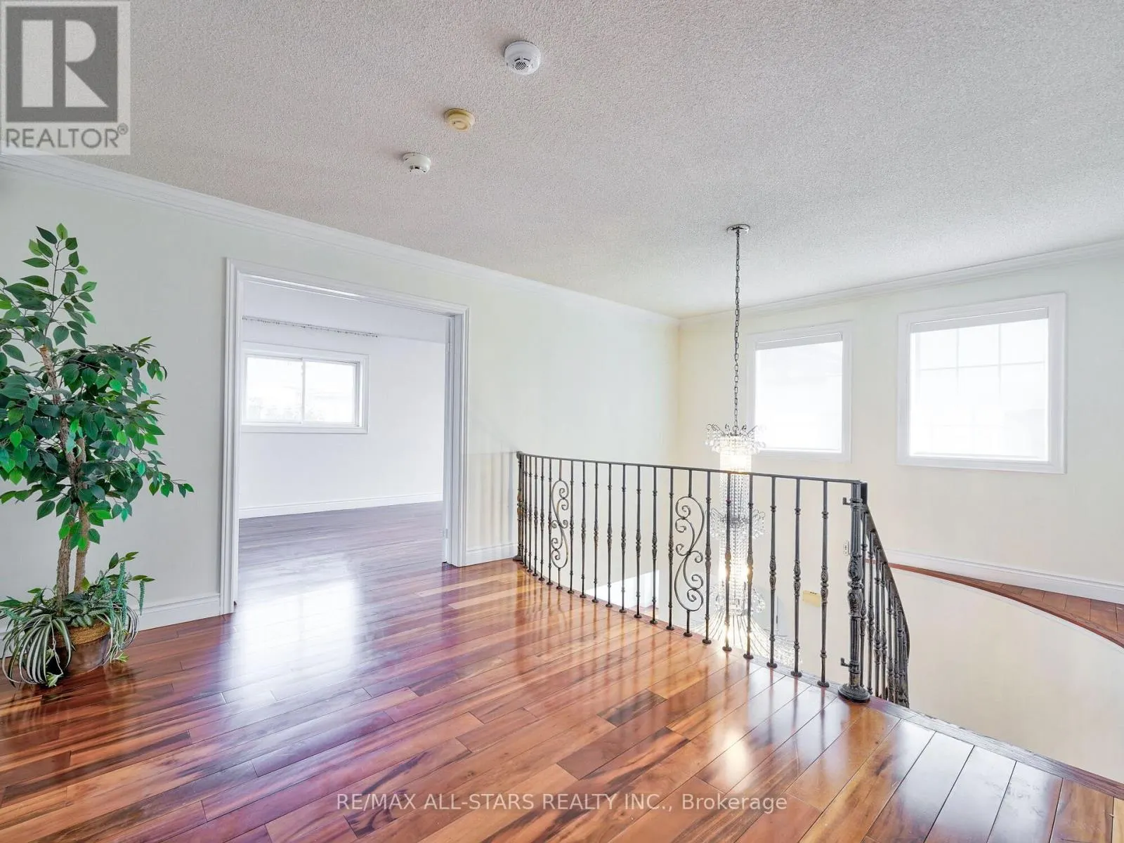 2227 RODICK ROAD