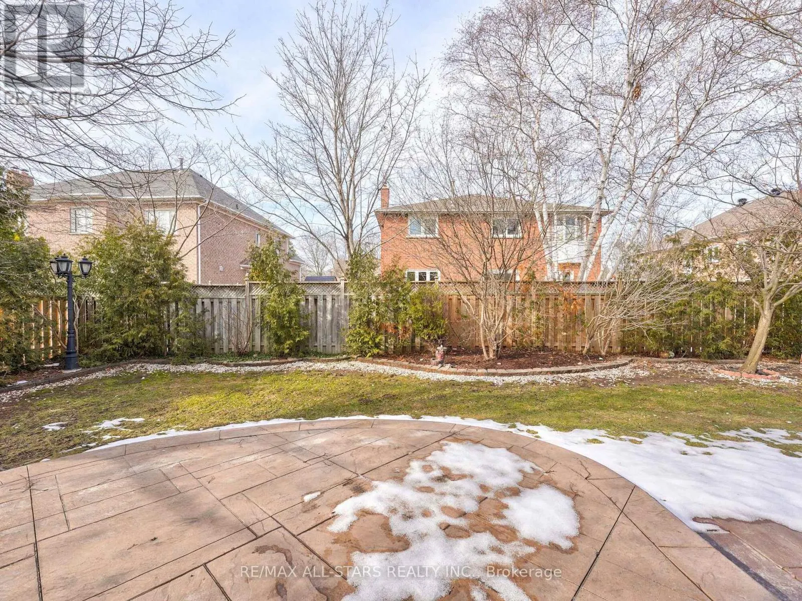2227 RODICK ROAD