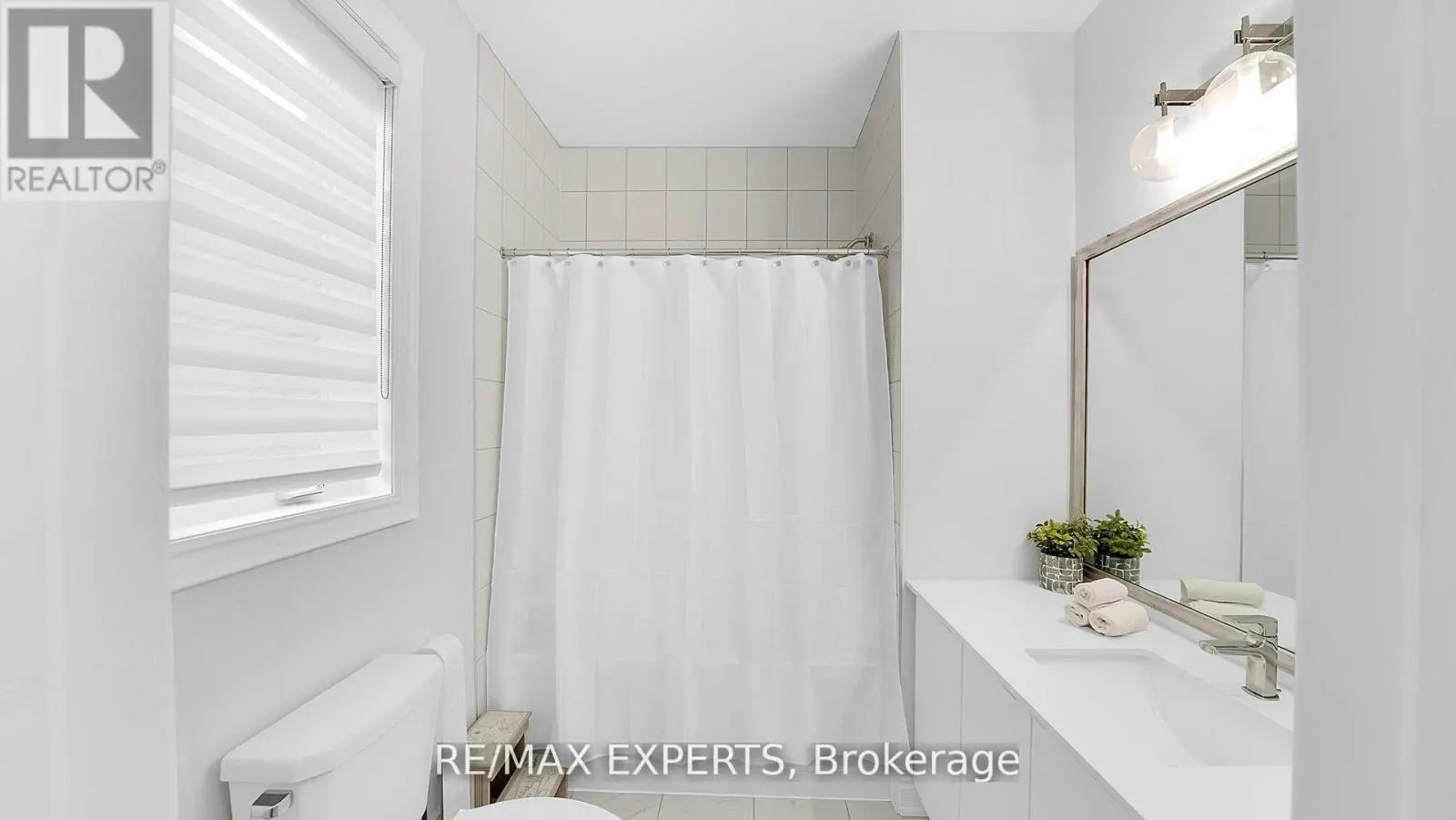 89 ROSSHAVEN CRESCENT