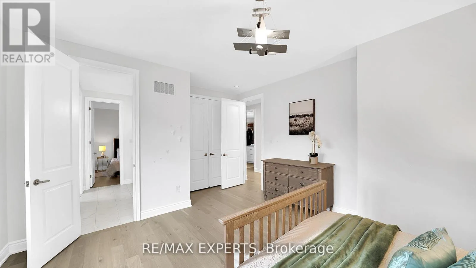89 ROSSHAVEN CRESCENT