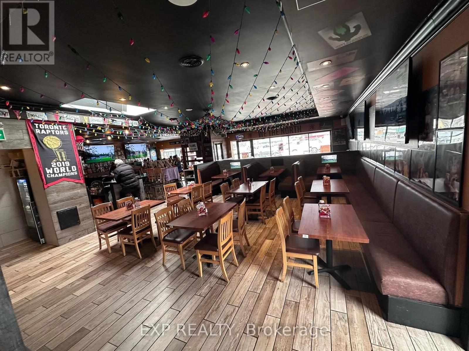 111 - 9580 YONGE STREET