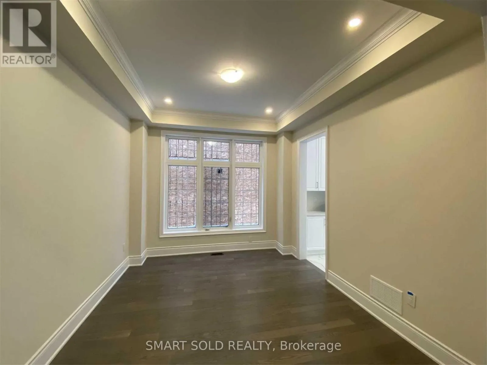 30 MENOTTI DRIVE