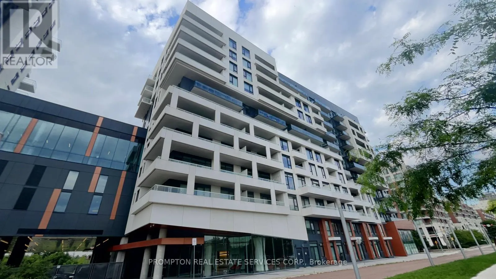 807 - 8 ROUGE VALLEY DRIVE W