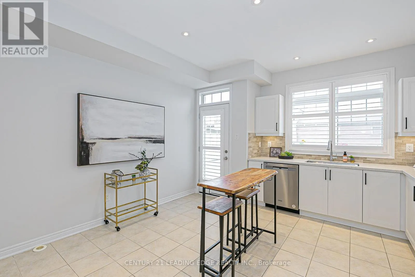 319 DELRAY DRIVE