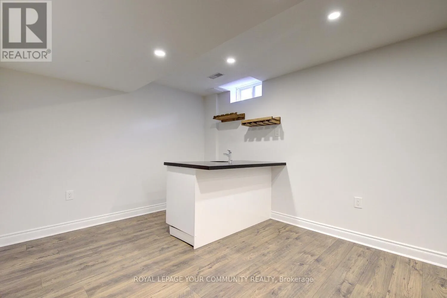 434 GILPIN DRIVE