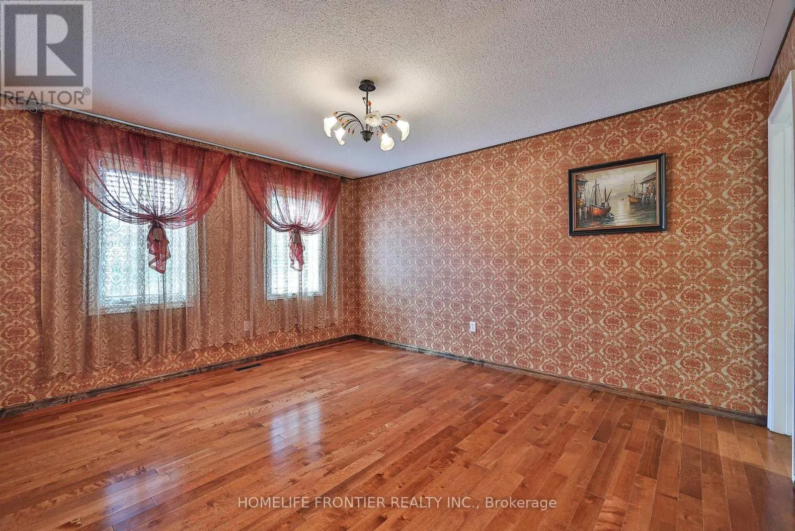 110 RED RIVER CRESCENT