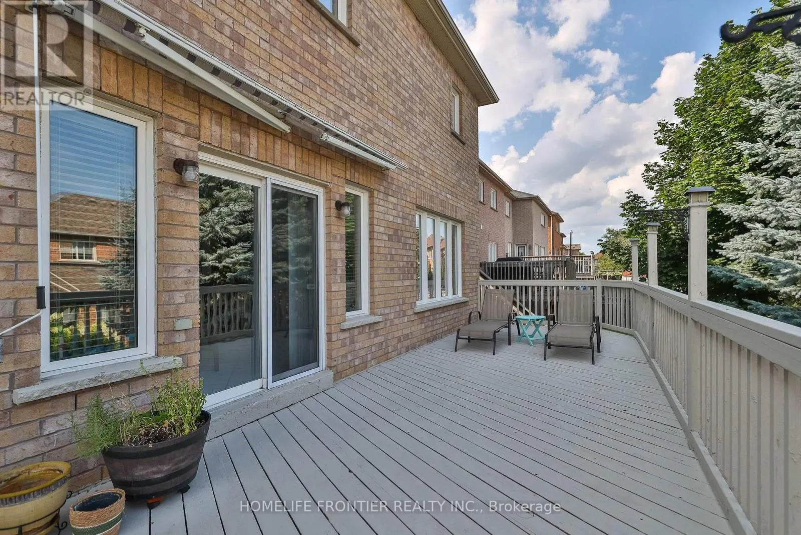 110 RED RIVER CRESCENT