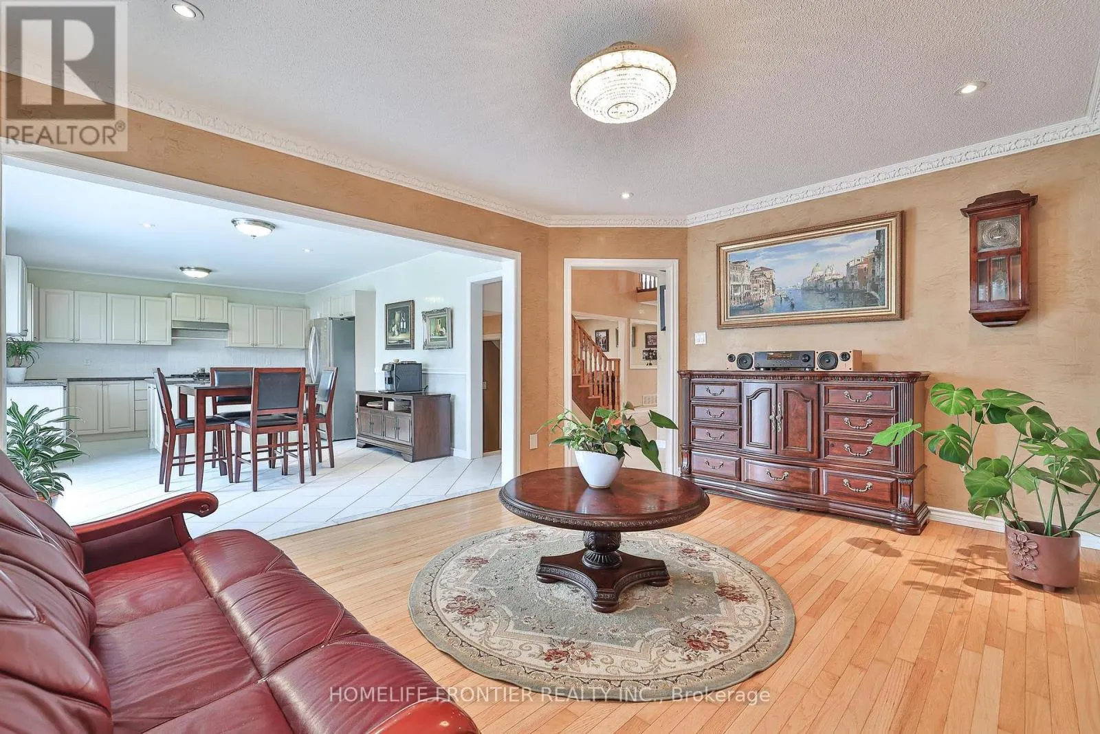 110 RED RIVER CRESCENT