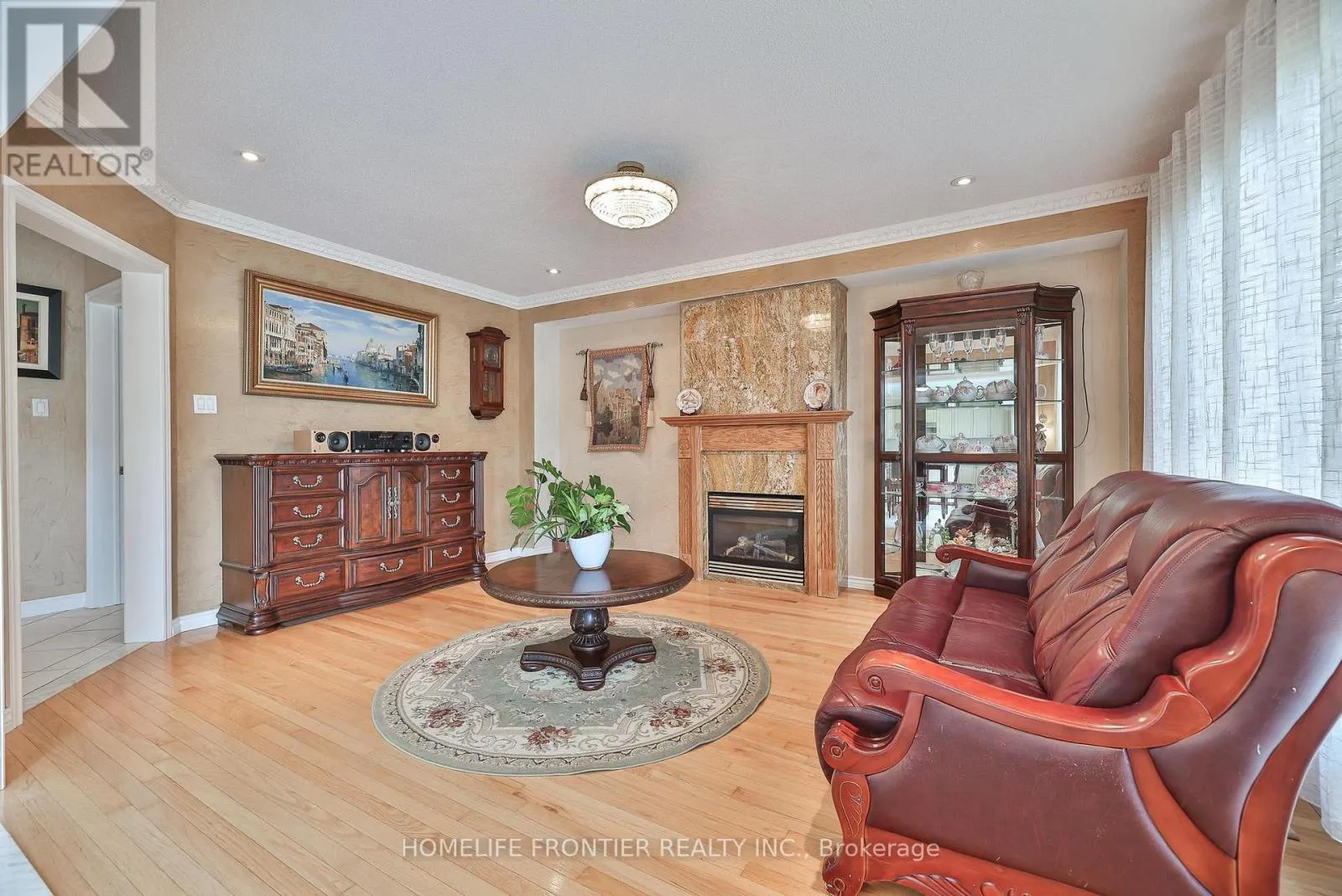 110 RED RIVER CRESCENT