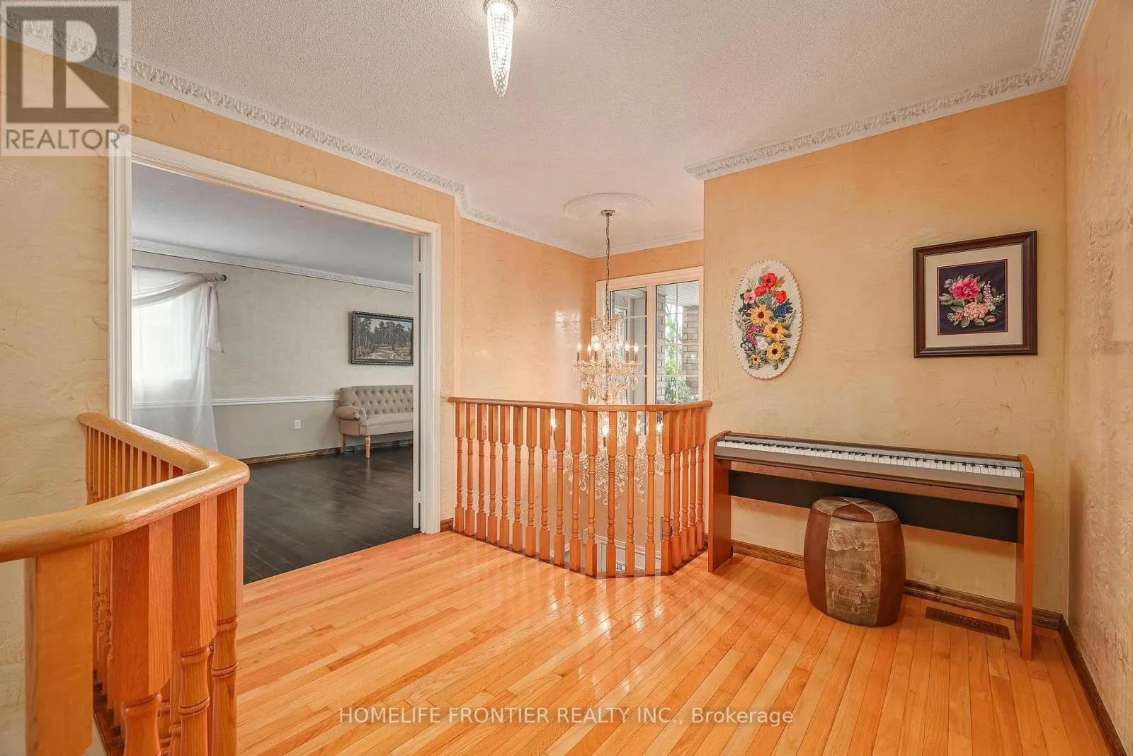 110 RED RIVER CRESCENT