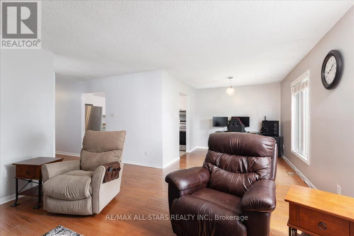 166 SILAS BOULEVARD