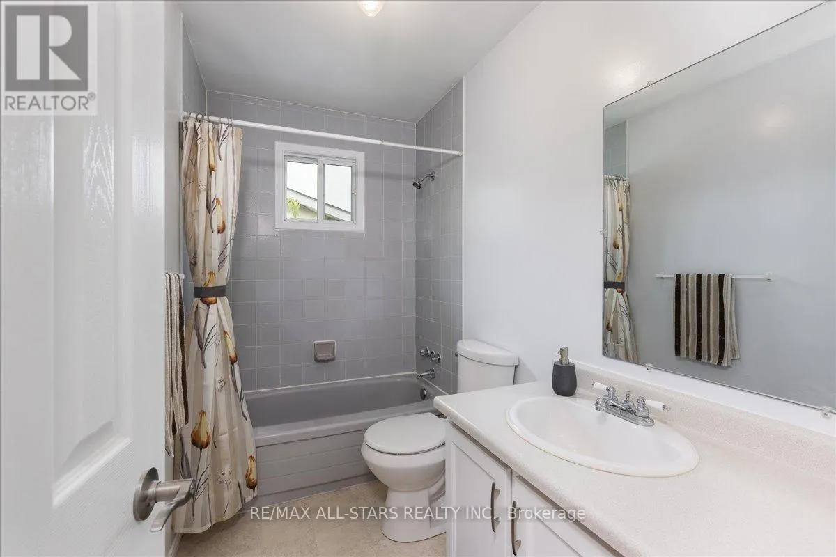 166 SILAS BOULEVARD