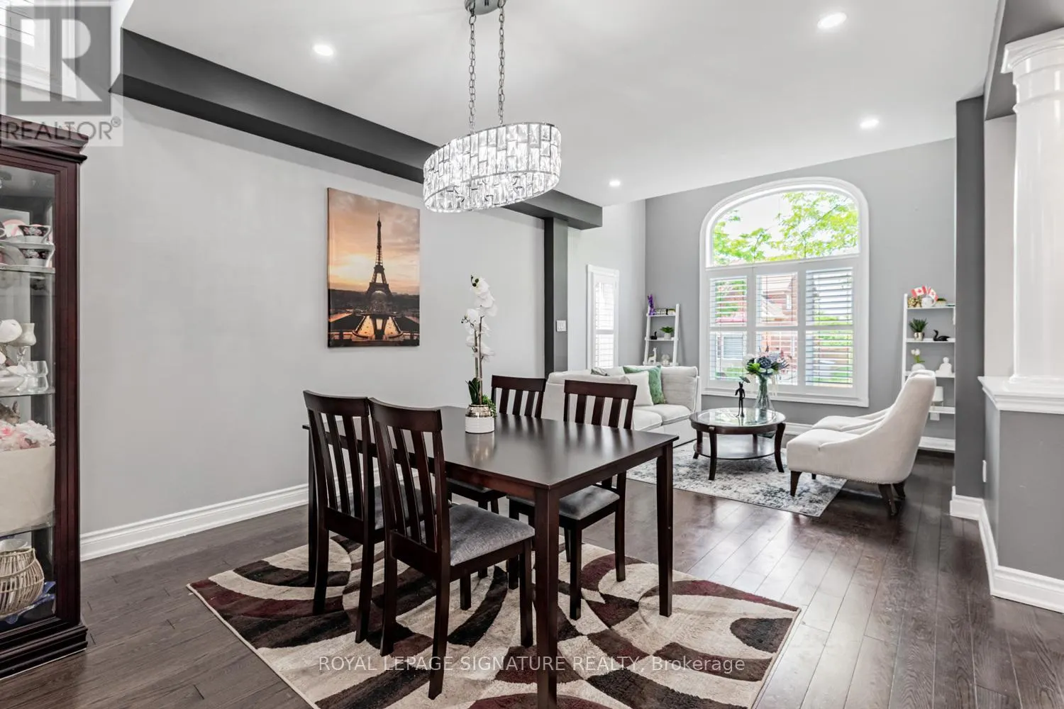 5 SANDCHERRY AVENUE