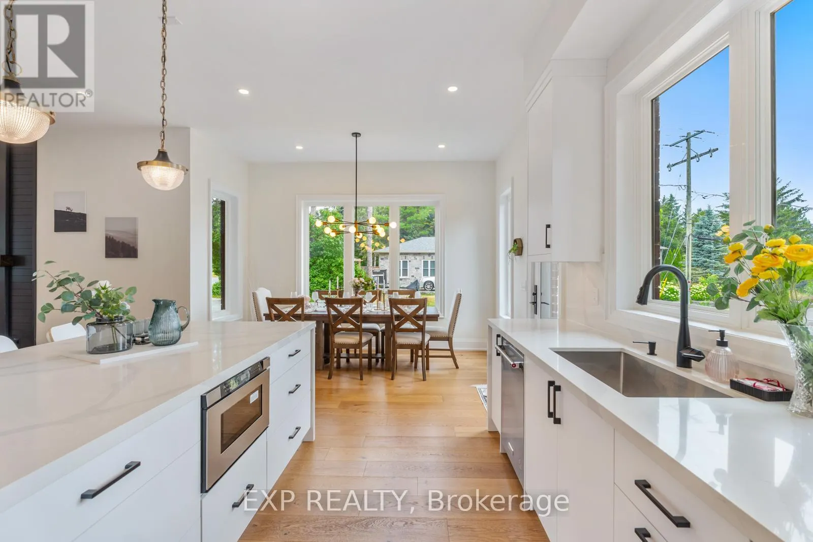 271 MAIN STREET N