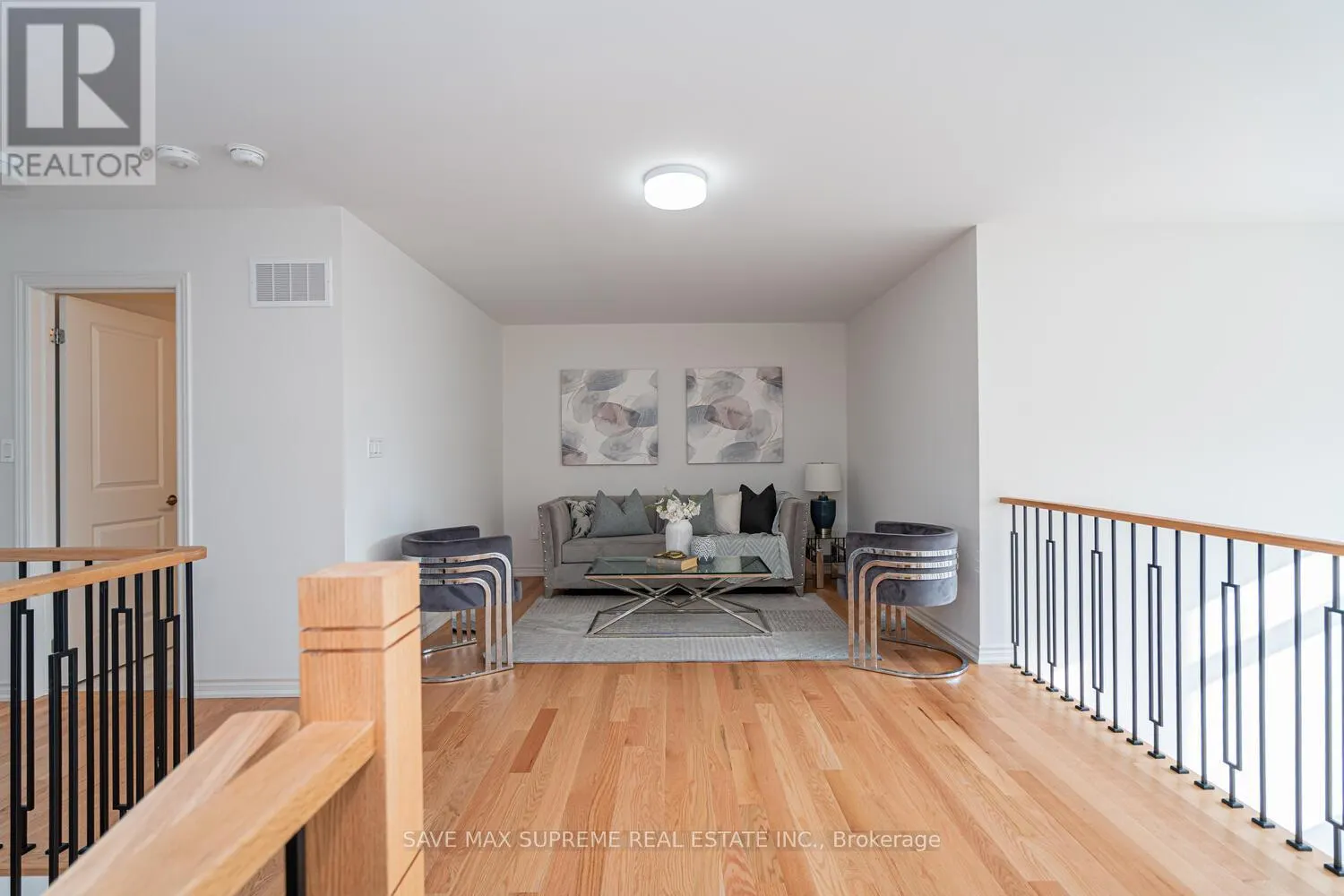 5 BAYBERRY DRIVE