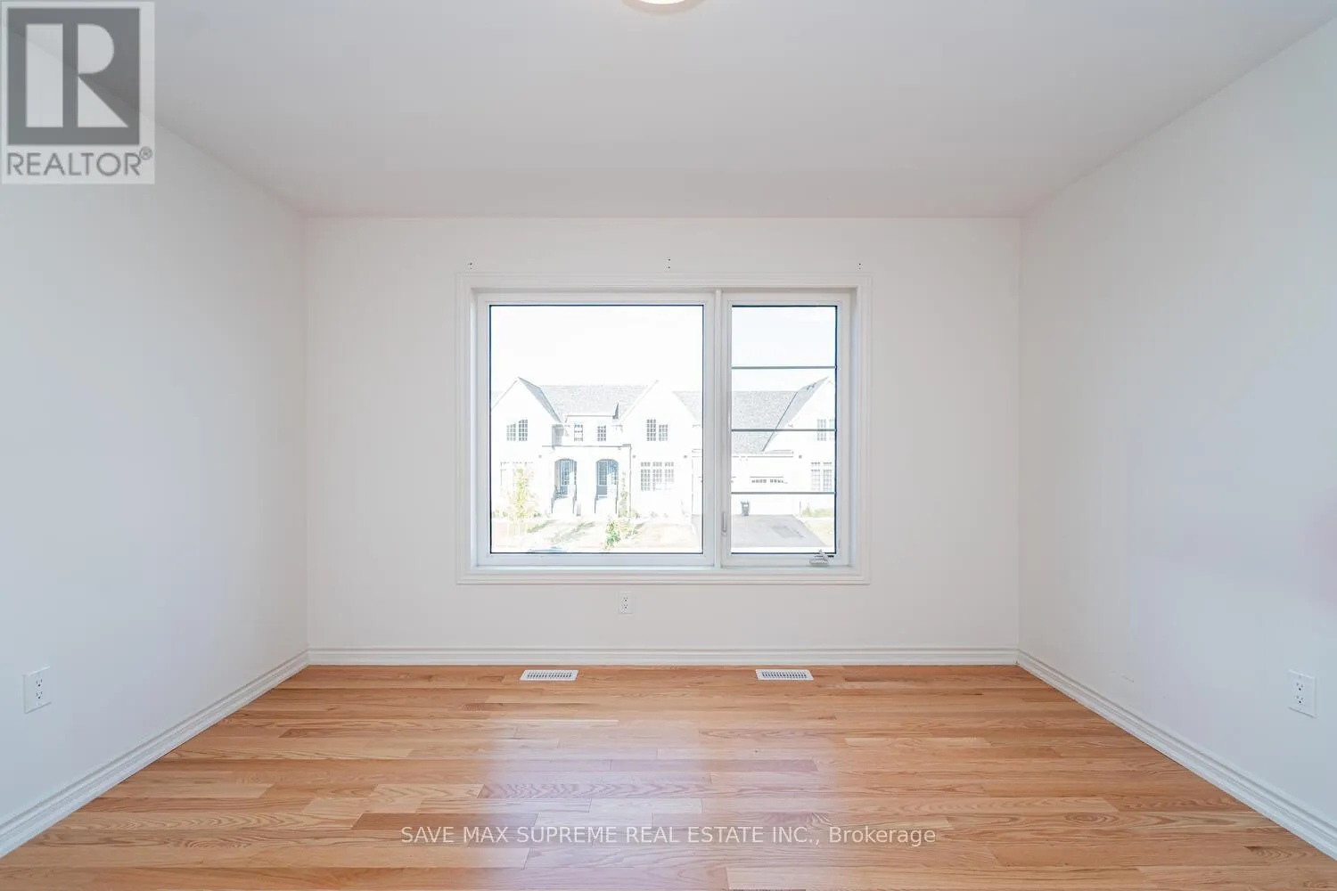5 BAYBERRY DRIVE