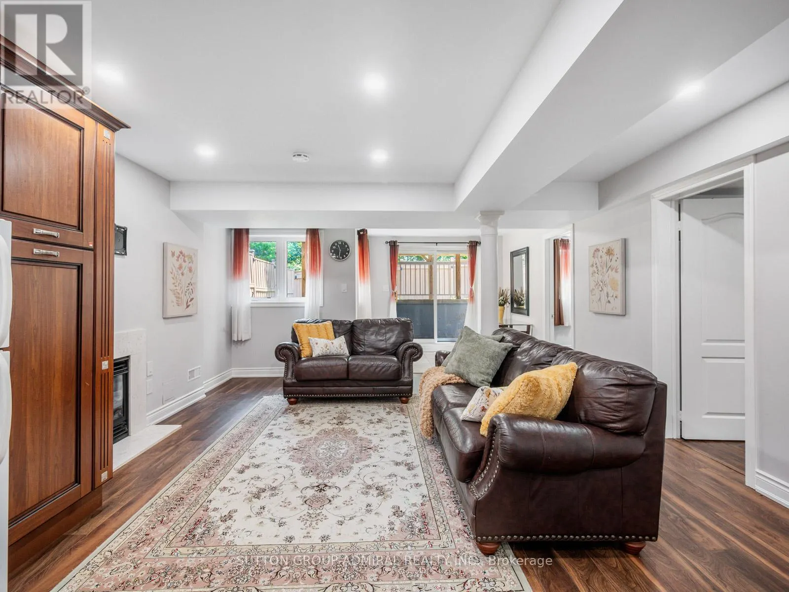 60 STARWOOD ROAD