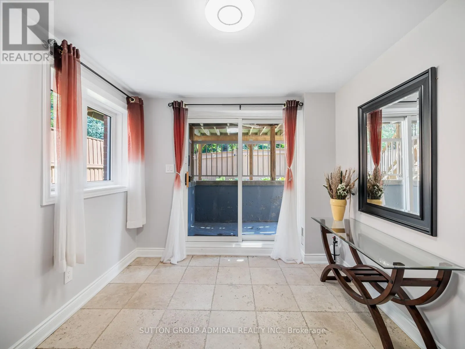 60 STARWOOD ROAD