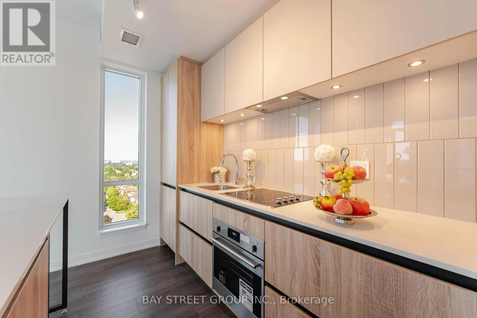 1515 - 7950 BATHURST STREET