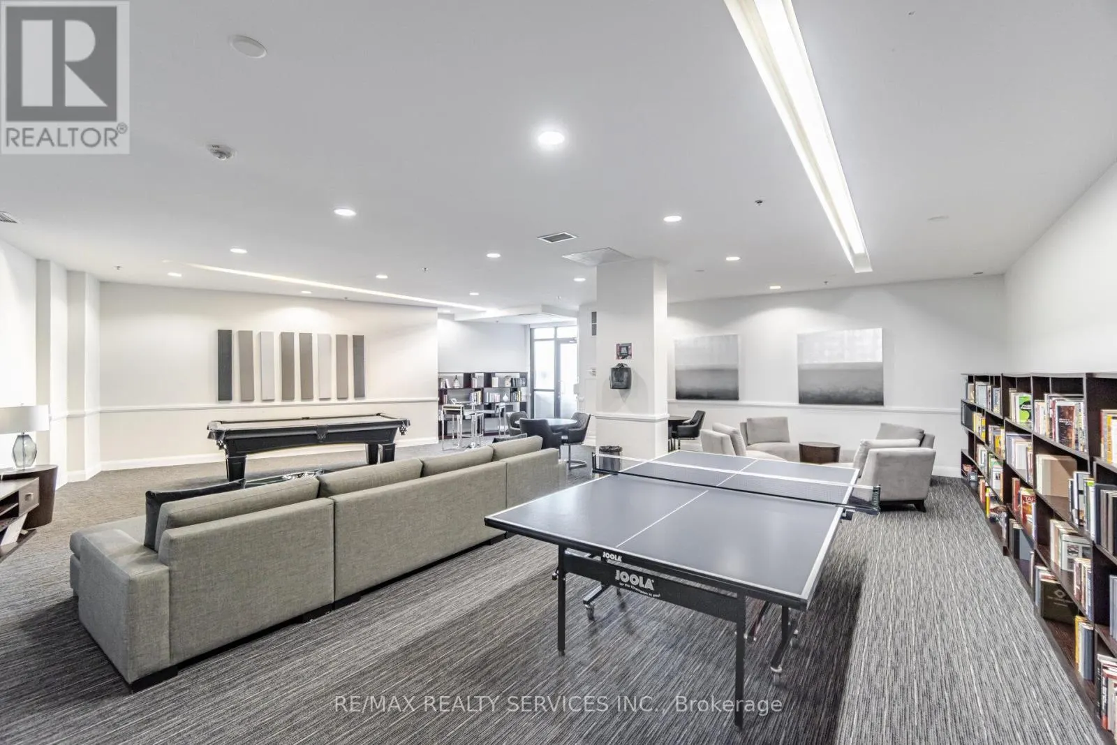 2902 - 2900 HIGHWAY 7 ROAD
