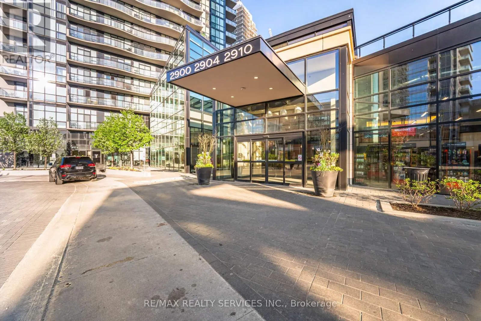 2902 - 2900 HIGHWAY 7 ROAD