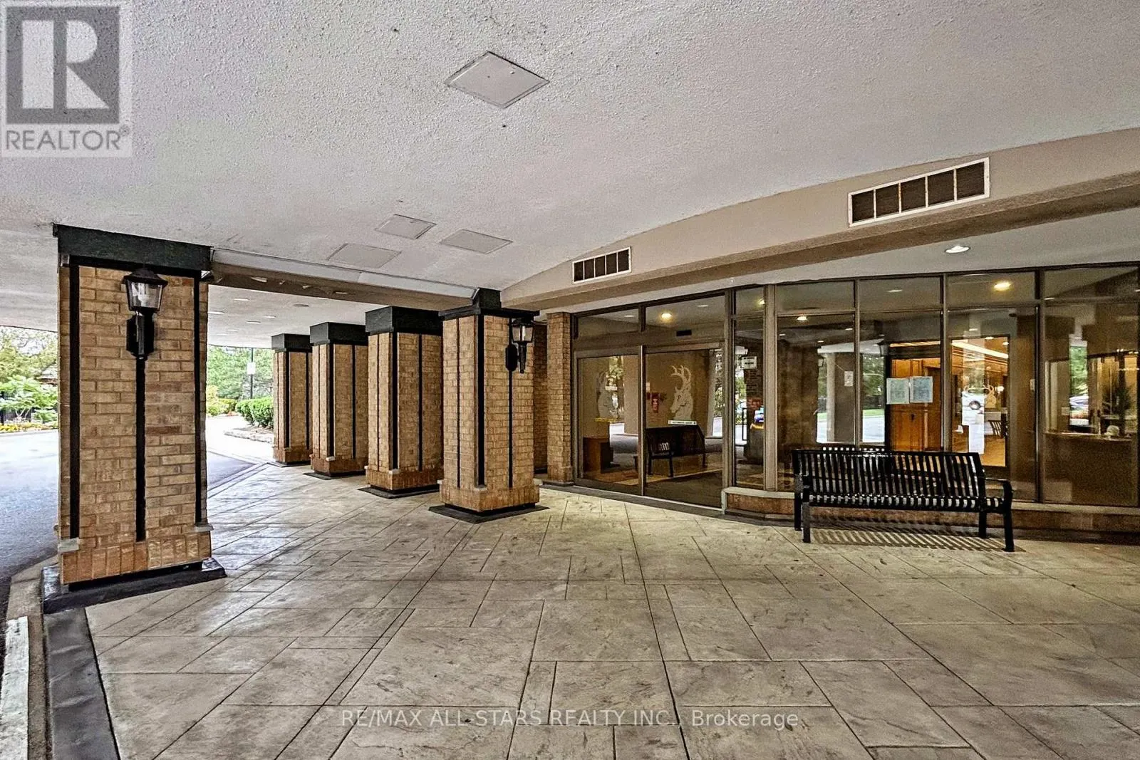 1506 - 610 BULLOCK DRIVE